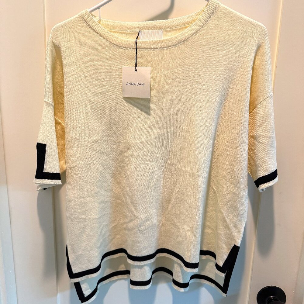 Anna Dani Short-Sleeve Sweater, One Size
